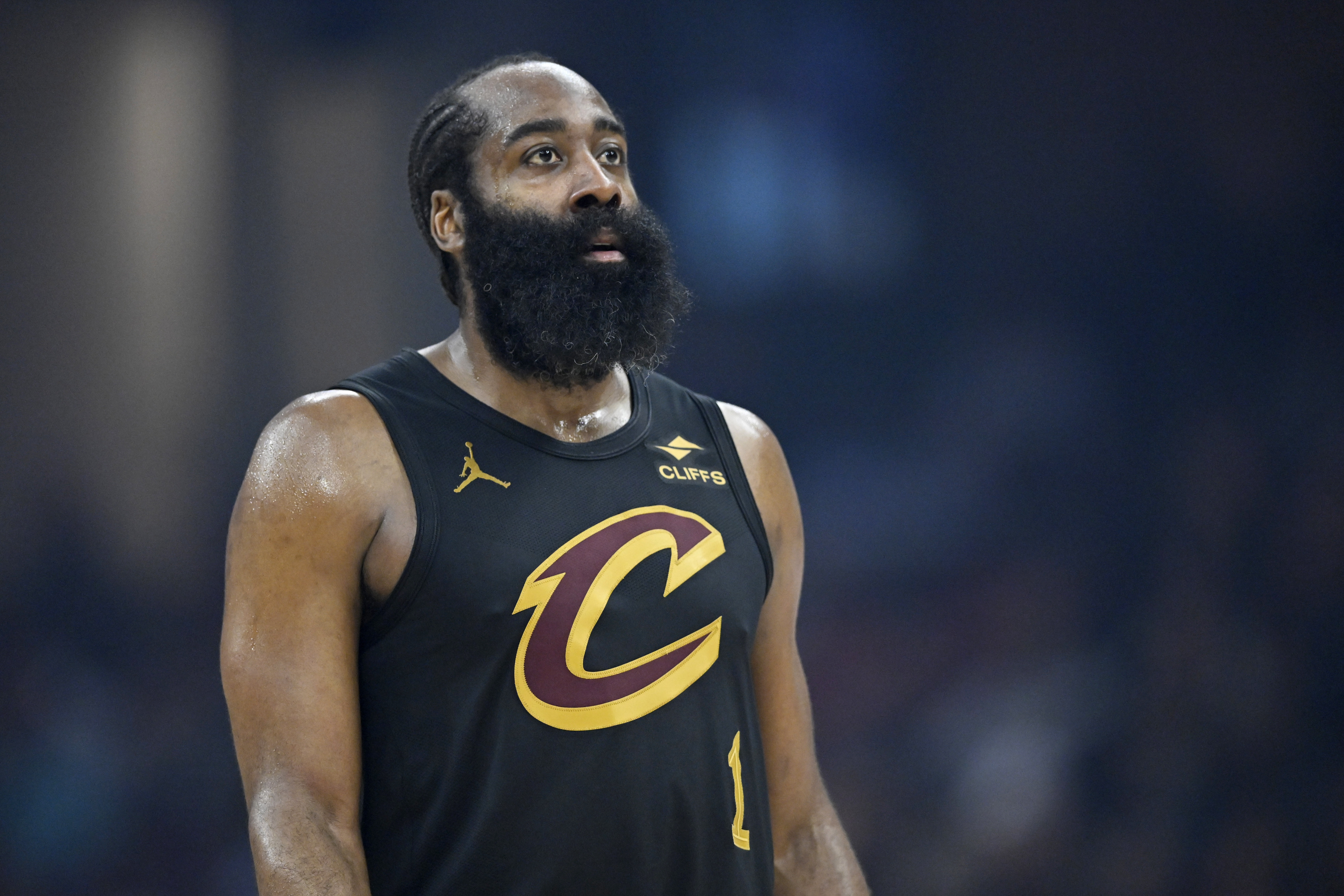 开云体育APP下载-阿特金森：哈登打出了自己经典式的表现 迫使魔术放弃了无限换防